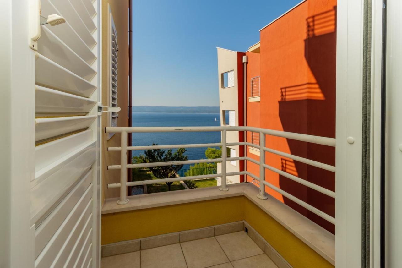 Luxury Apartments Villa Ruzmarina With New Heated Infinity Pool And Lounge Area Marusici  المظهر الخارجي الصورة