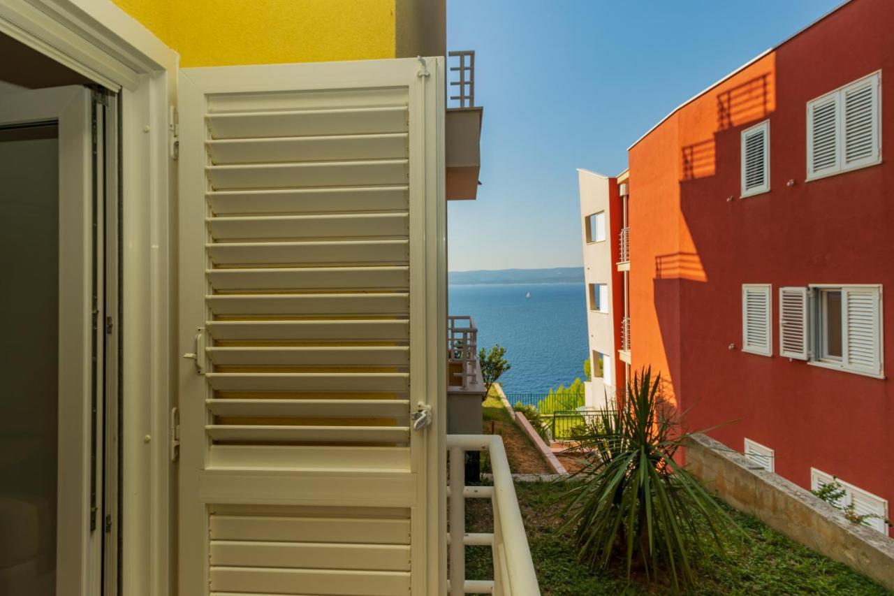Luxury Apartments Villa Ruzmarina With New Heated Infinity Pool And Lounge Area Marusici  المظهر الخارجي الصورة