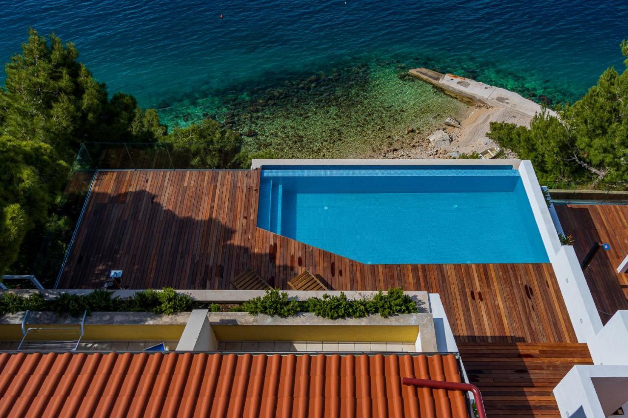 Luxury Apartments Villa Ruzmarina With New Heated Infinity Pool And Lounge Area Marusici  المظهر الخارجي الصورة