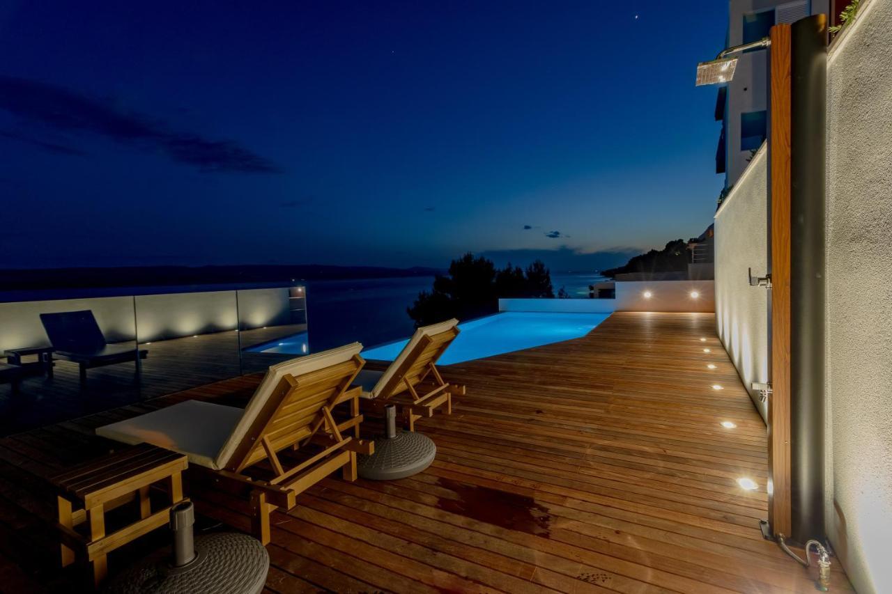 Luxury Apartments Villa Ruzmarina With New Heated Infinity Pool And Lounge Area Marusici  المظهر الخارجي الصورة