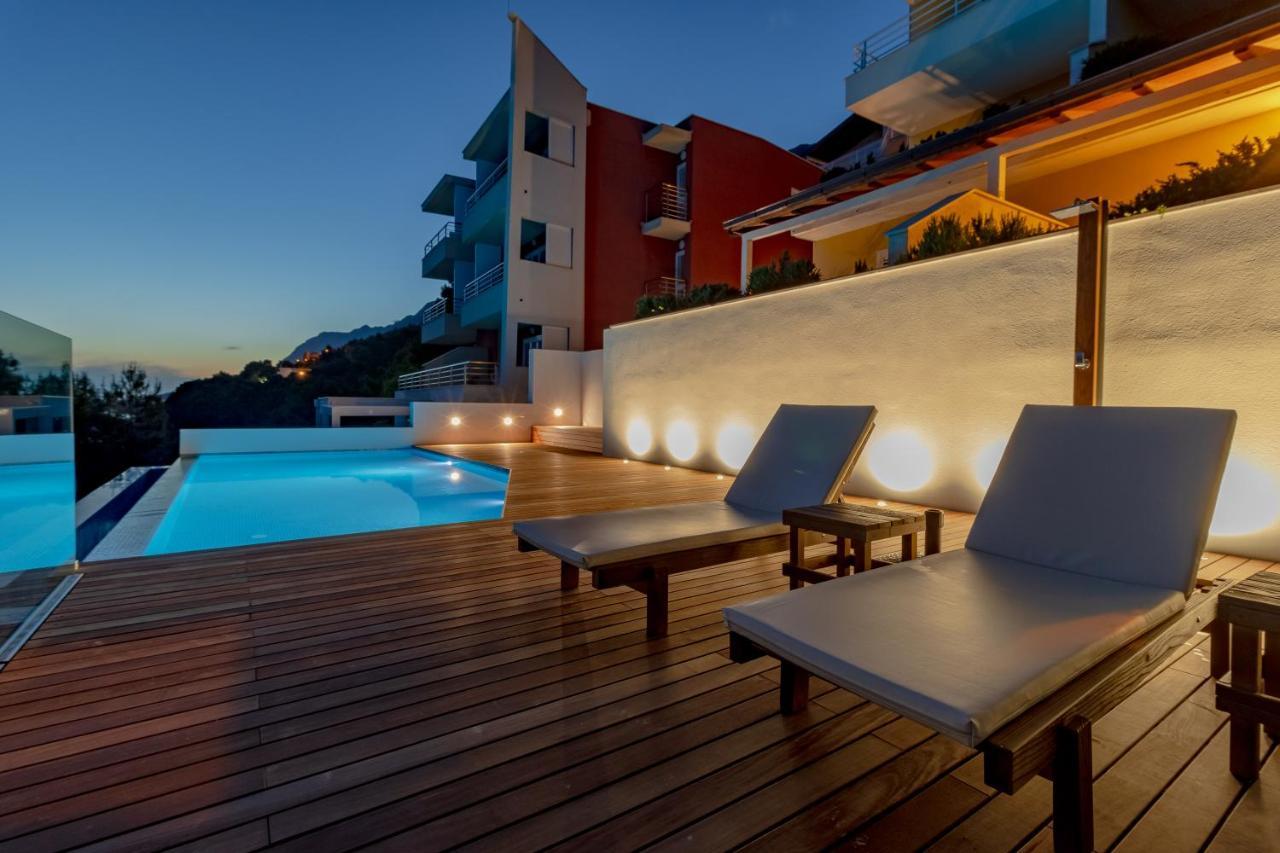 Luxury Apartments Villa Ruzmarina With New Heated Infinity Pool And Lounge Area Marusici  المظهر الخارجي الصورة