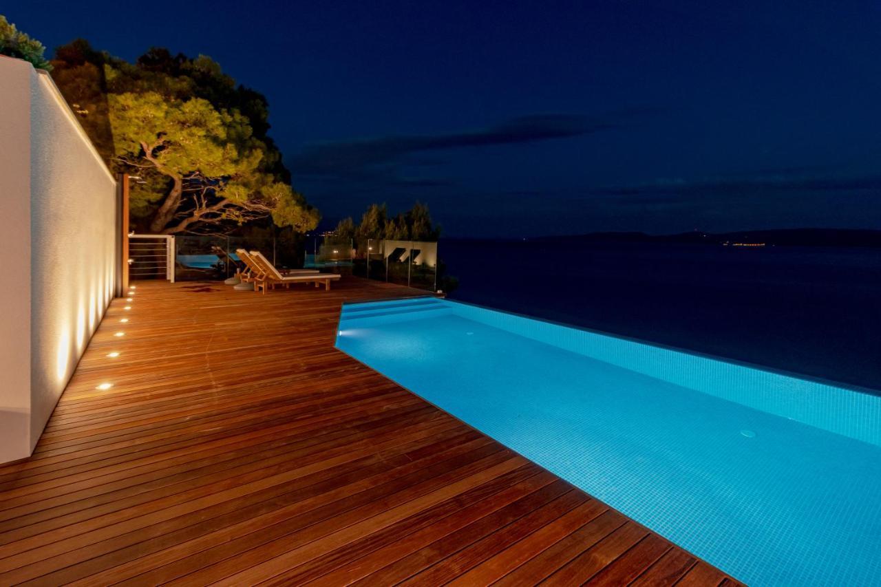Luxury Apartments Villa Ruzmarina With New Heated Infinity Pool And Lounge Area Marusici  المظهر الخارجي الصورة
