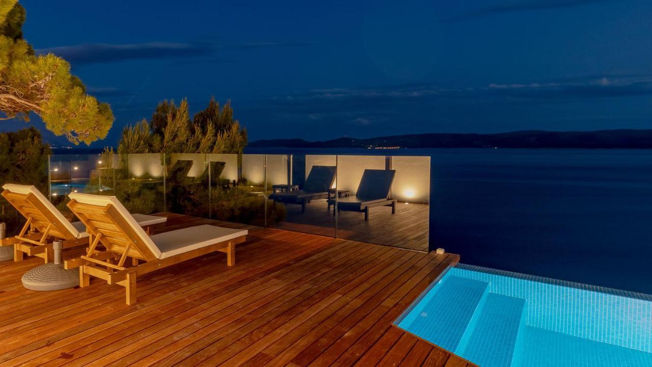 Luxury Apartments Villa Ruzmarina With New Heated Infinity Pool And Lounge Area Marusici  المظهر الخارجي الصورة