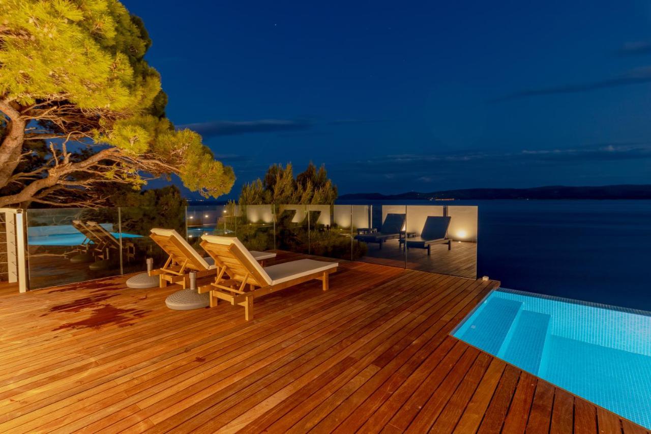 Luxury Apartments Villa Ruzmarina With New Heated Infinity Pool And Lounge Area Marusici  المظهر الخارجي الصورة