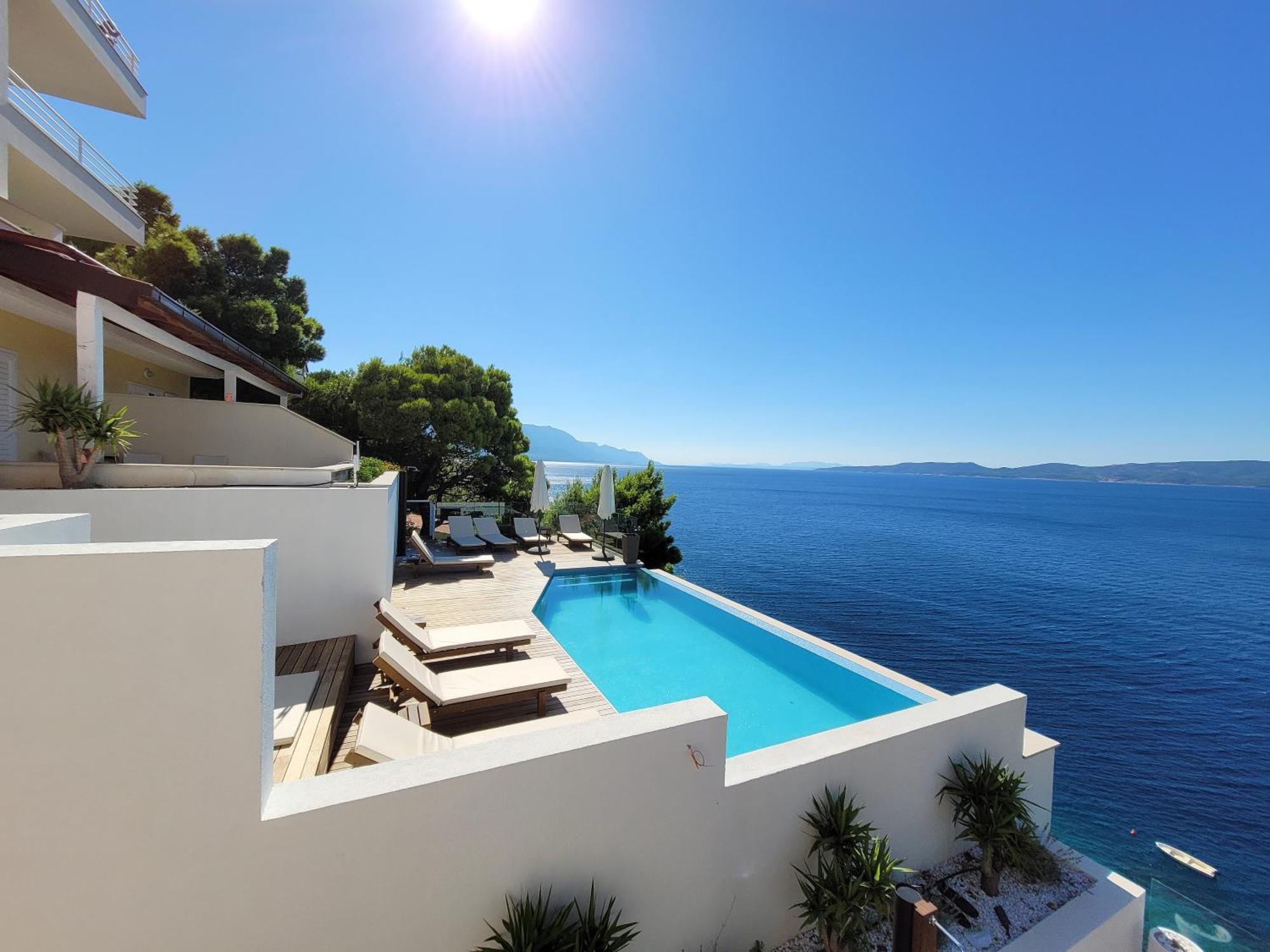 Luxury Apartments Villa Ruzmarina With New Heated Infinity Pool And Lounge Area Marusici  المظهر الخارجي الصورة